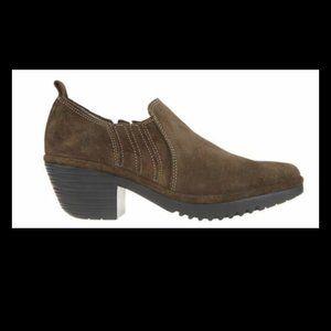 Fly London Wate Oil Suede Low Ankle Slip On Shoes Sludge Women's Size 10/41M EUC